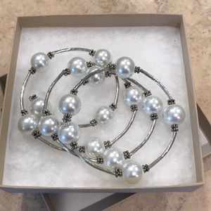 Silver and faux pearl bracelet
